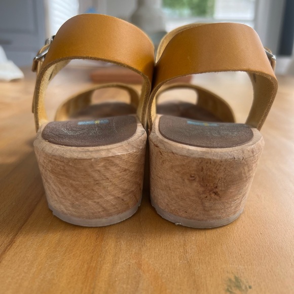 Mia Anja Clogs Sandals - Picture 4 of 8